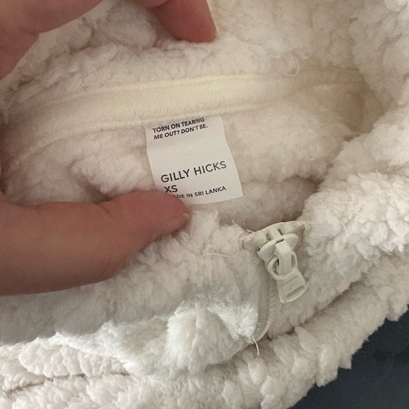 GILLY HICKS OVERSIZED COZY QUARTER-ZIP TOP XS in cream colour so cozy - Picture 4 of 5